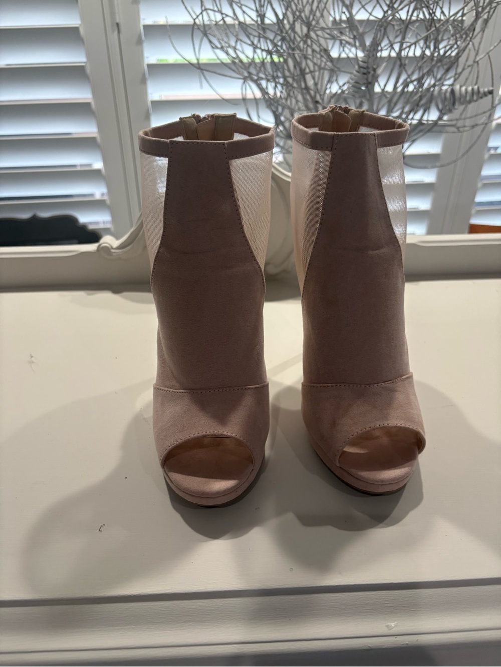 Women’s shoes